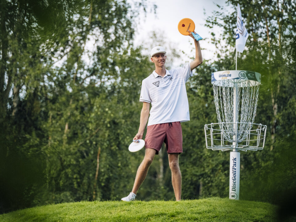 Gannon Buhr Becomes the 2025 Disc Golf World&nbsp;Champion
